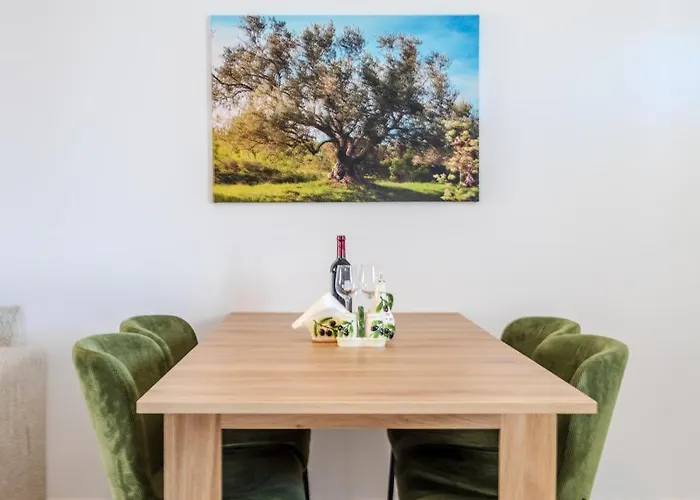 H&o Olive House * パ フォス