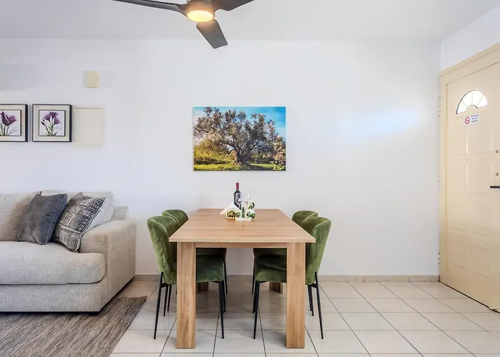 アパート H&o Olive House